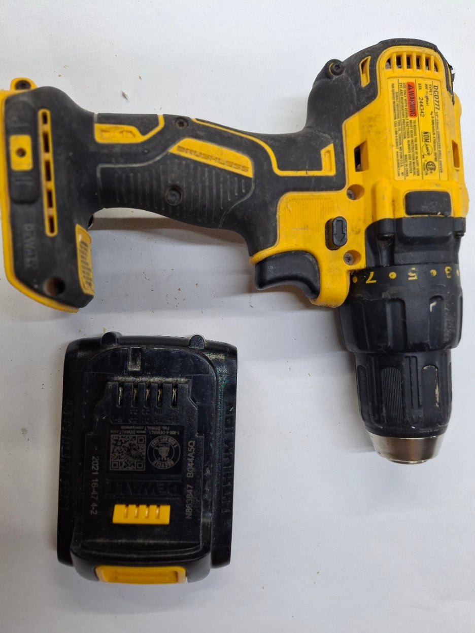 Used DeWalt DCD777 20V cordless drill/driver