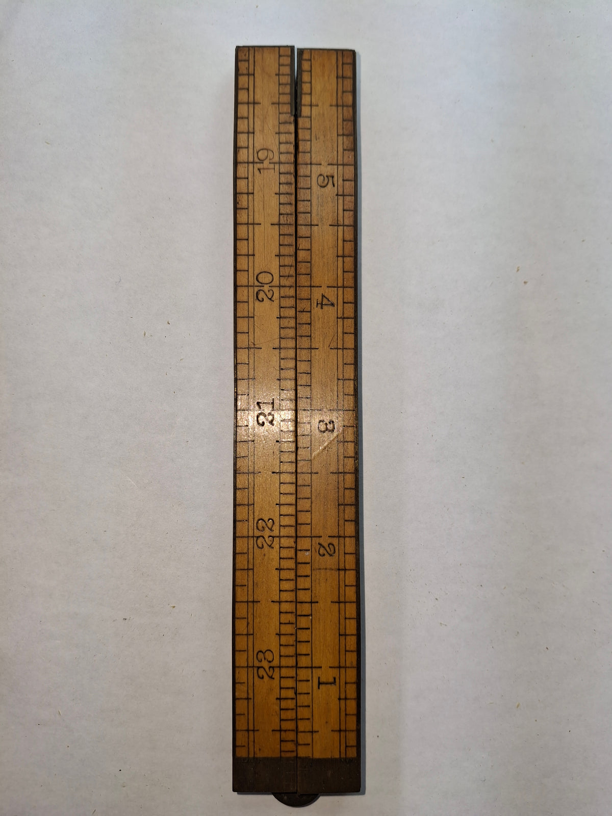 No 84, The C.S. co. 24 inc Folding Wooden Ruler
